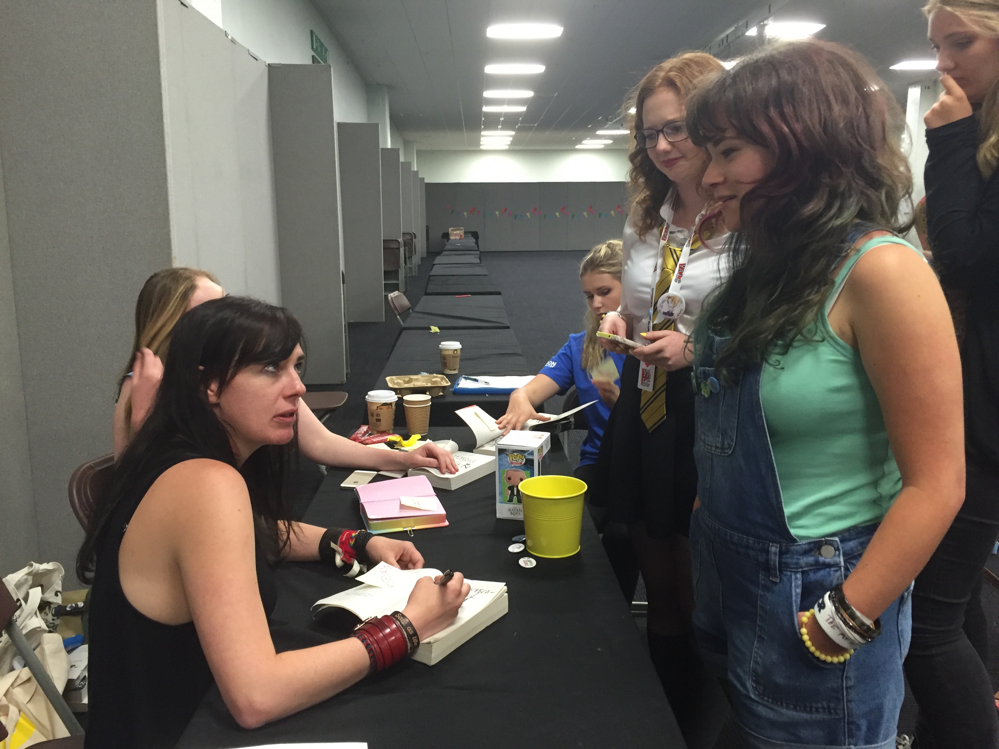 Meeting Maggie Stiefvater at YALC 2016